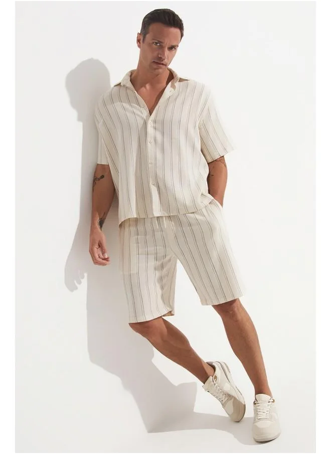 جون June Men Regular Fit Linen Look Striped Short Ecru - Black