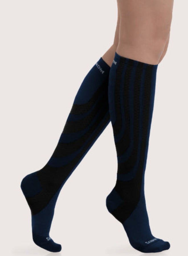 SANKOM Patent Active Compression Socks – Antibacterial Dark Blue – Clinically Proven to Improve Blood Circulation, Reduce Swelling & Fatigue – Hypoallergenic, Breathable, Padded Heel & Toe – Ideal for Travel, Workout, Pregnancy & Daily Wear  - Image 4