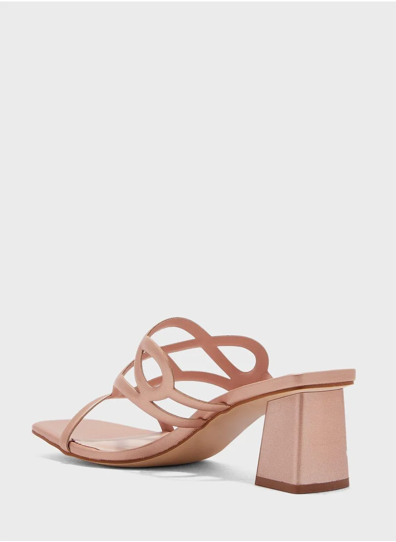 Vincci Cross Over Strap Sandals