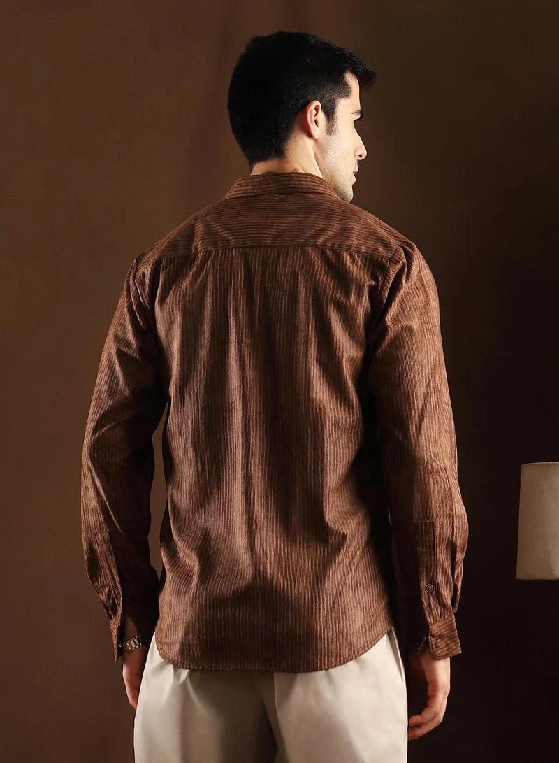 Campus Sutra Campus Sutra Men's Chocolate Brown Rhythm-Weave Shirt For Casual Wear | Mid-Rise | Regular Fit | Button Closure | Shirt Crafted With Comfort Fit For Everyday Wear