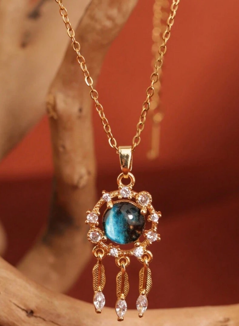 إيكوال سلسال نسائي أنيق مصنوع من الاستانلس ستيل مطلي باللون الذهبي - Image 2