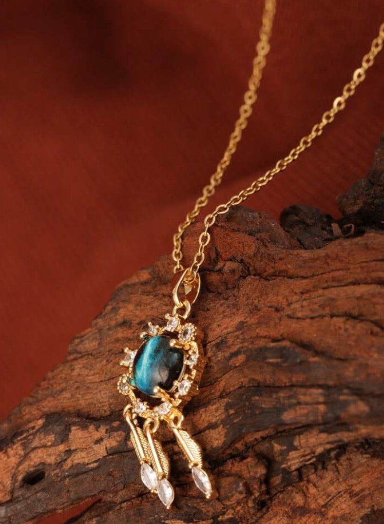 إيكوال سلسال نسائي أنيق مصنوع من الاستانلس ستيل مطلي باللون الذهبي - Image 5