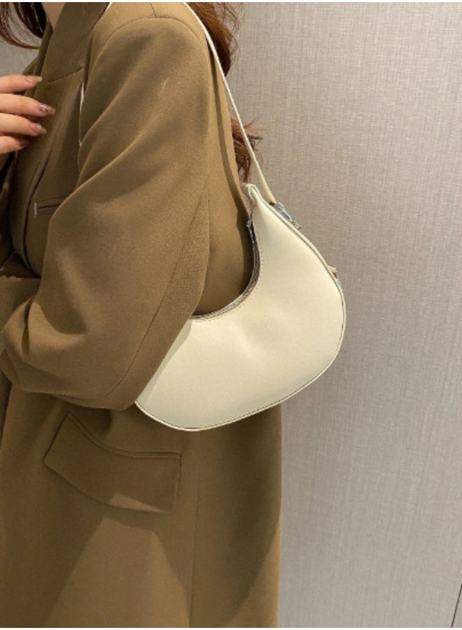 عرب شنطة هوبو نسائية، لون أبيض، تصميم مينيمال وأنيق، خفيفة الوزن، مثالية للاستخدام اليومي والخروجات - Image 5