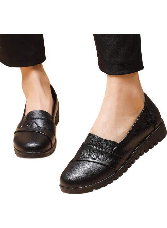 Egchi Mom Shoes, Wide-Fit Slip-On, Top-Grain Leather, Soft Sole, Round Toe, Nurse Women'S Shoes, H7502, Black, Size 35 - Image 1