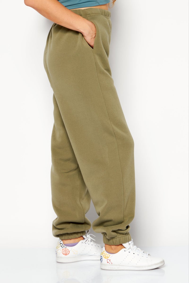 Fit Collective سروال جوجرز عادي للنساء، زيتوني - Image 4