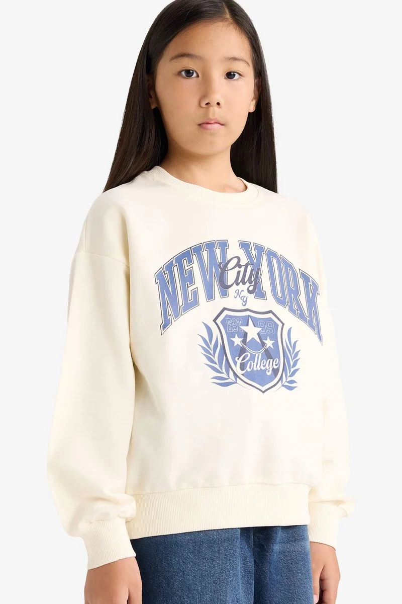 ديفاكتو Girl Relax Fit Crew Neck Printed Sweatshirt
