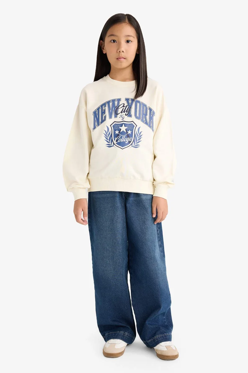 ديفاكتو Girl Relax Fit Crew Neck Printed Sweatshirt