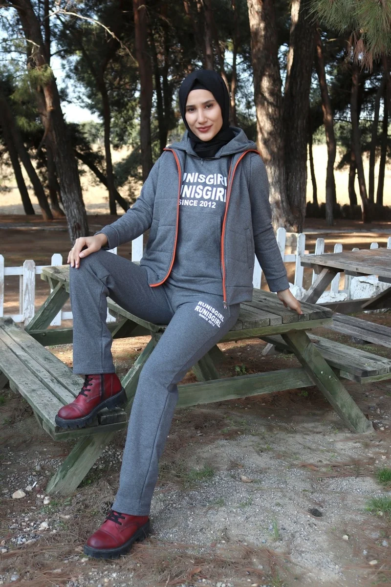 باربورا Daily Winter Stylish and Comfortable Triple Women's Hijab Tracksuit Set 119FUMETESETTÜR