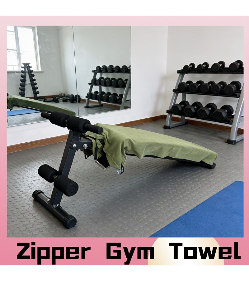 Purple Quick Dry Sweat Absorbent Gym Towel With Zipper Pocket For Training Workout Phone Keys Storage - Image 1