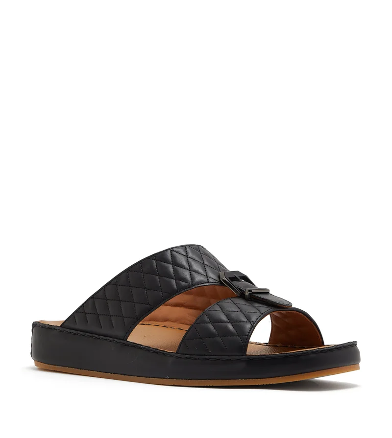 ستيف مادن Buckle Detail Quilted Arabic Sandals