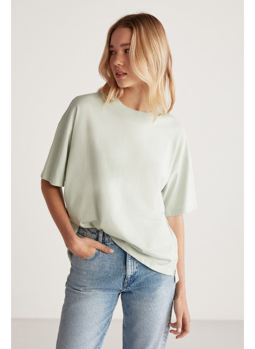 Jemmy Women's Basic Jersey Woven Relaxed 100% Organic Cotton Mint Green T-shirt - pzsku/ZB30AAF72A0C67A6BAB1CZ/45/_/1741637794/ec98fcf0-7b63-42e7-bf2c-c906a5e2d527