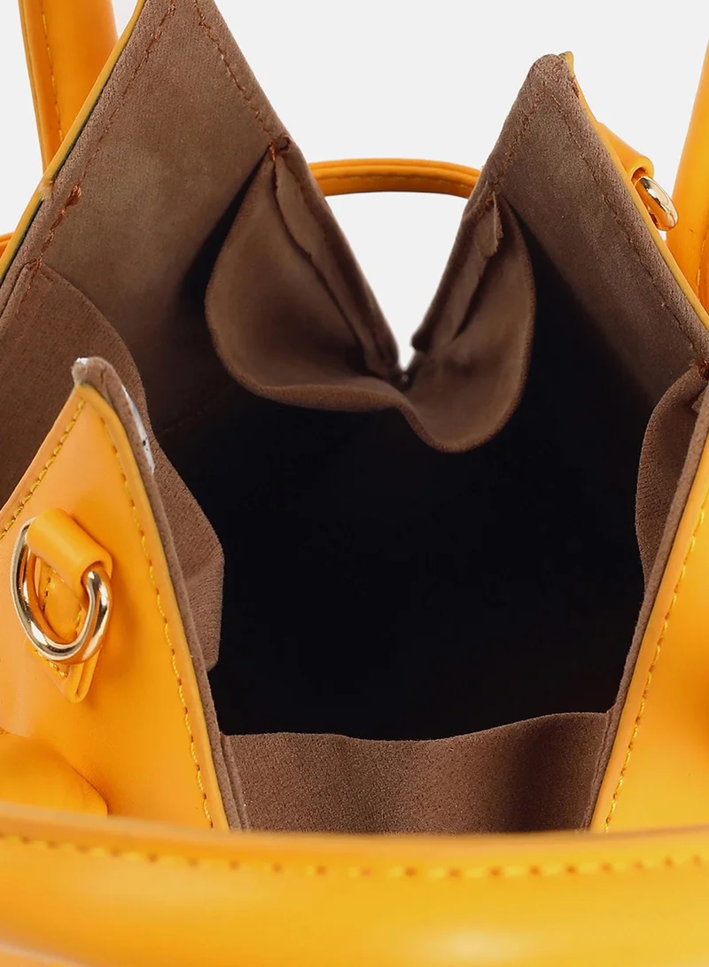 صوص هاوت حقيبة كروس بودي صفراء لامعة وجميلة