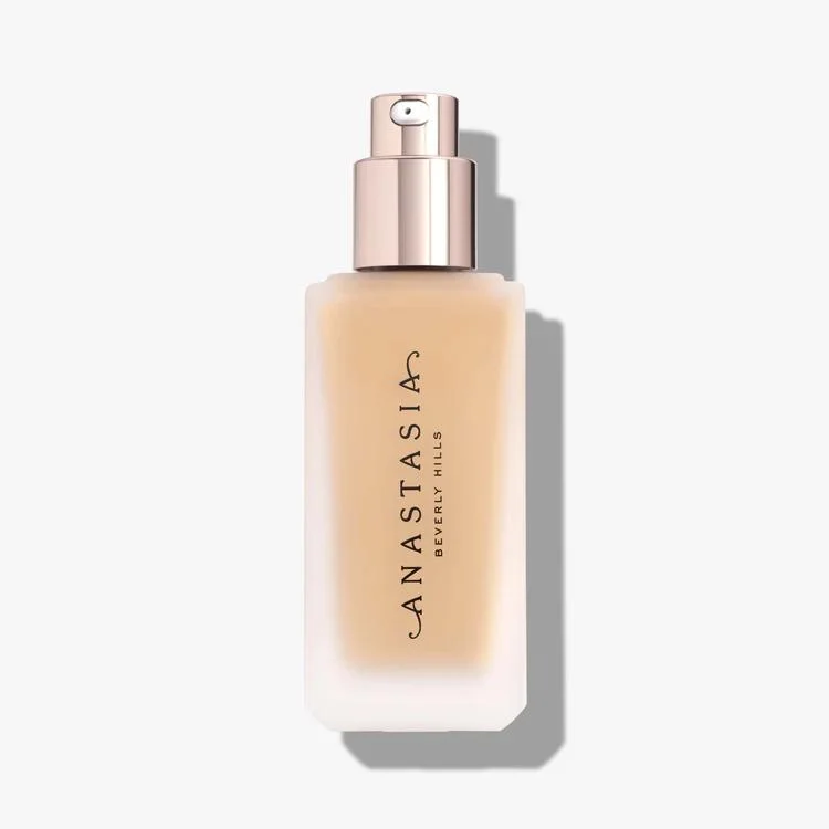 ANASTASIA BEVERLY HILLS Impeccable Blurring Second Skin Matte Foundation  - 3W - Fg