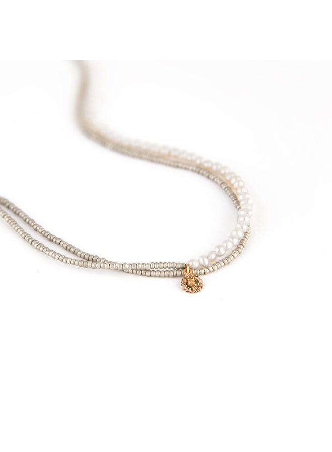 Minza ” Victoria ” Pure 18K Gold, Pearl Stone, Handmade Necklace for Women, Beaded Necklace, 0.500 grams of Gold, Jewelry for Casual & Special Occasion - Image 3