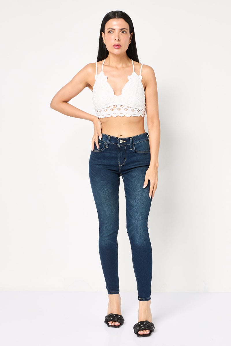 Levi's جينز ضيق للنساء، مغسول وقابل للتمدد، أزرق داكن - Image 2