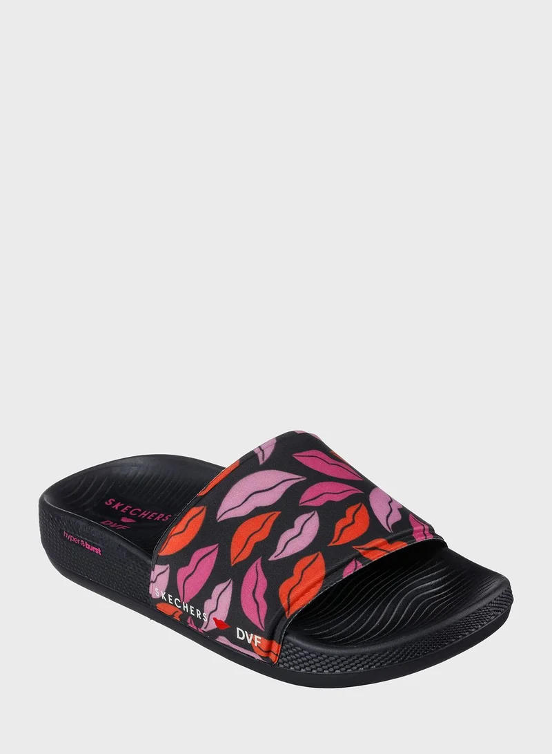 SKECHERS Hyper Slide