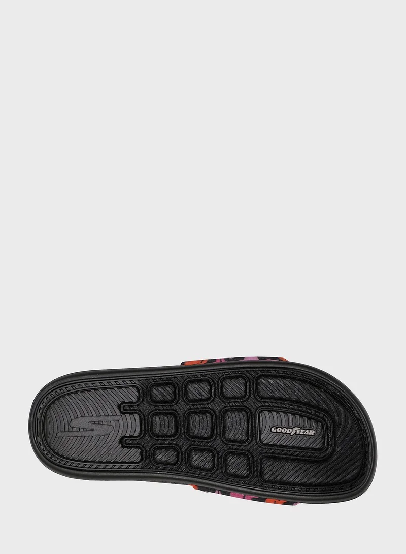 SKECHERS Hyper Slide