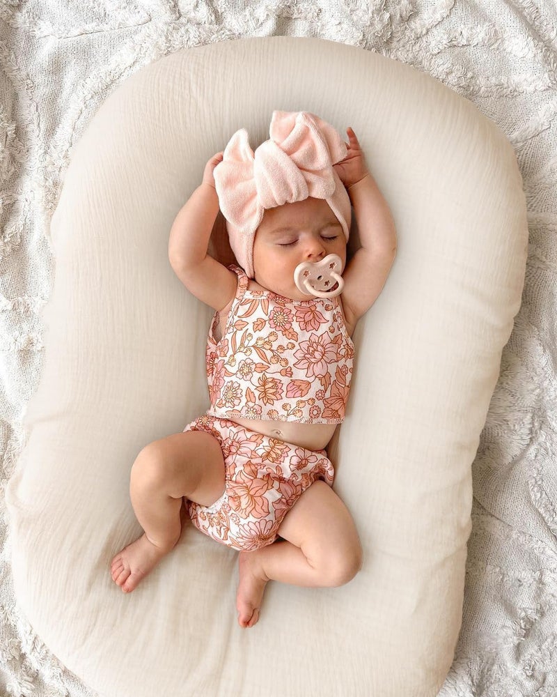 Wimist Muslin Baby Lounger Cover 2 Pack, Soft Breathable Newborn Lounger Pillow Cover for Boys Girls Infant (Beige & Cream) - Image 4