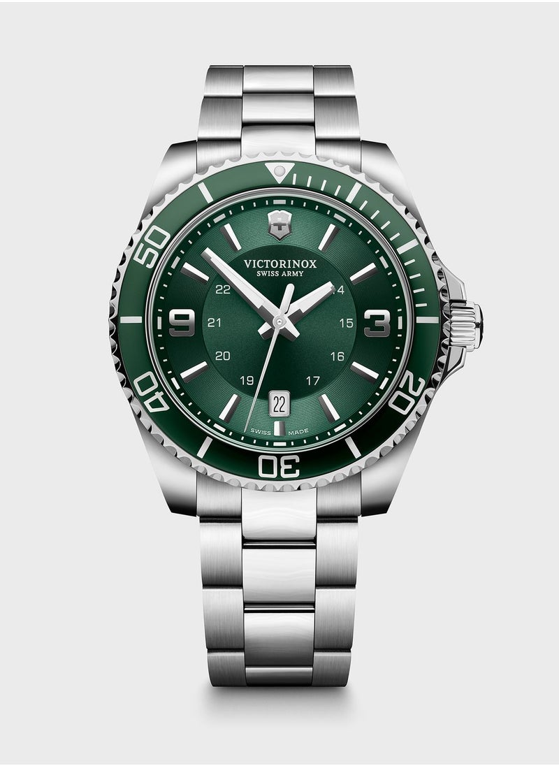 Maverick Analog Watch