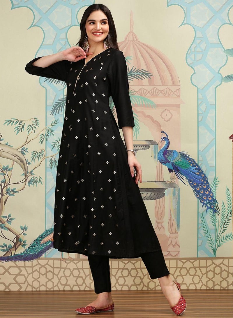ISHIN Women's Black Polyester Blend Embellished Tunic Full Length Casual Straight Fit Kurta Set  - Image 3