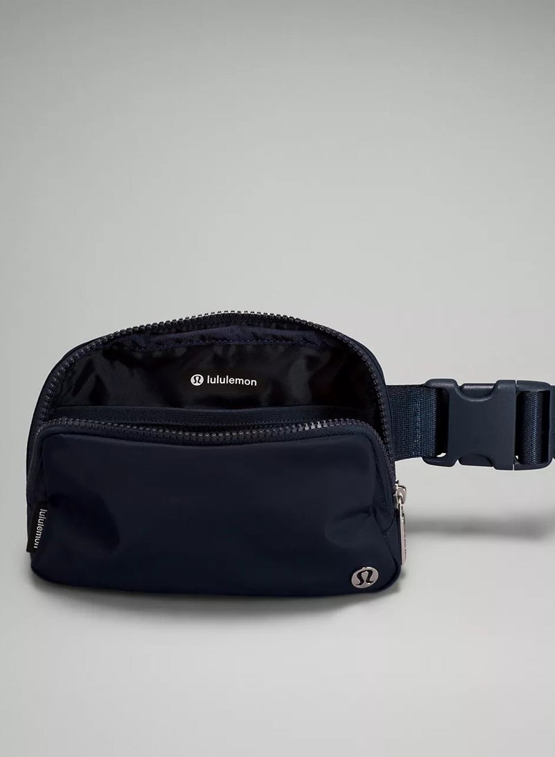 Lululemon Everywhere Belt Bag, Compact, and Convenient Belly Bag with Zippered Pockets, Easy-Access Exterior Pocket, and Interior Essentials Pocket for On-the-Go Storage，Dark Blue - Image 5