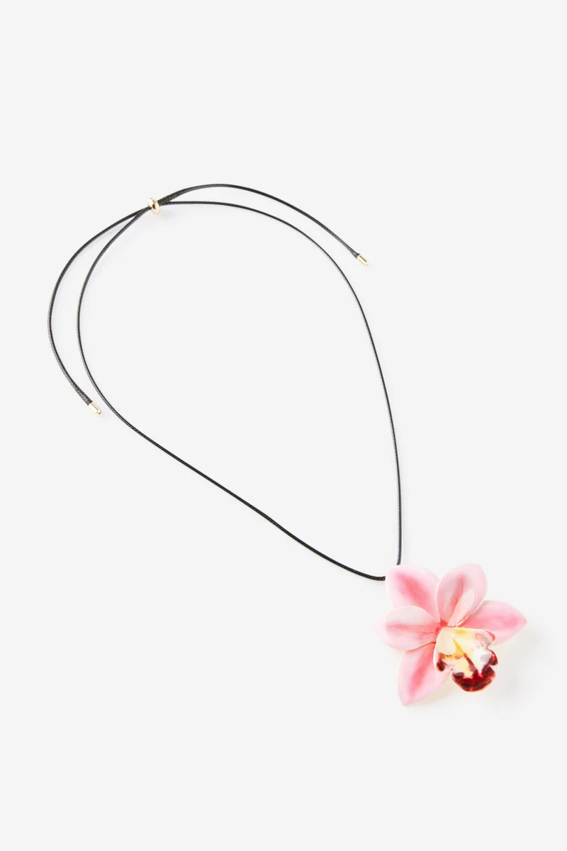 روبي Cord Pendant Necklace