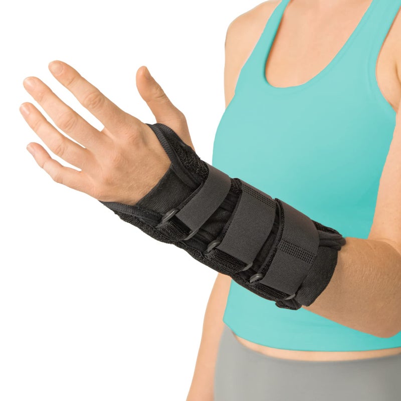BraceAbility Volar Wrist Splint Right or Left Hand Compression Support Brace for Carpal Tunnel Syndrome Relief Fracture Pain Sprained Injury Typing Sleeping Arthritis and Tendonitis Wrap