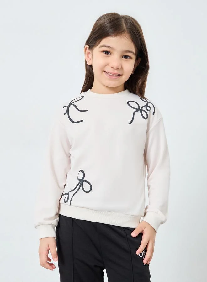 ستايلي Styli Girls Bow Detail Sweatshirt and Joggers Set