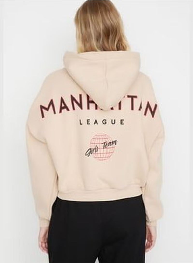 trendyol Print Detailed Hooded Thick Fleece Knitted Sweatshirt TWOAW22SW0711  - Image 5