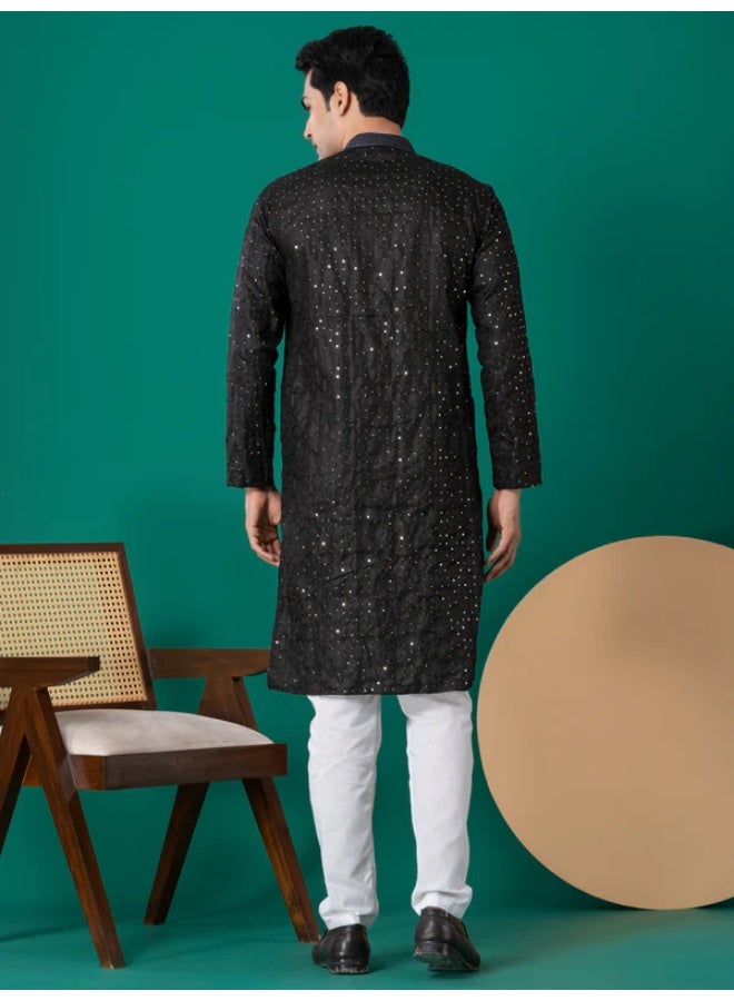 Devoiler Mens Black Thread & Sequins Work Cotton Kurta Set - Image 3