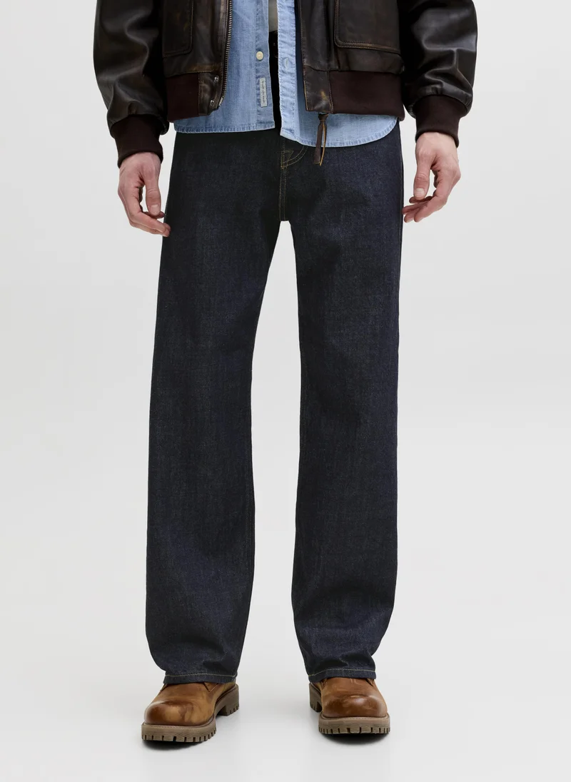 Straight Fit Jeans