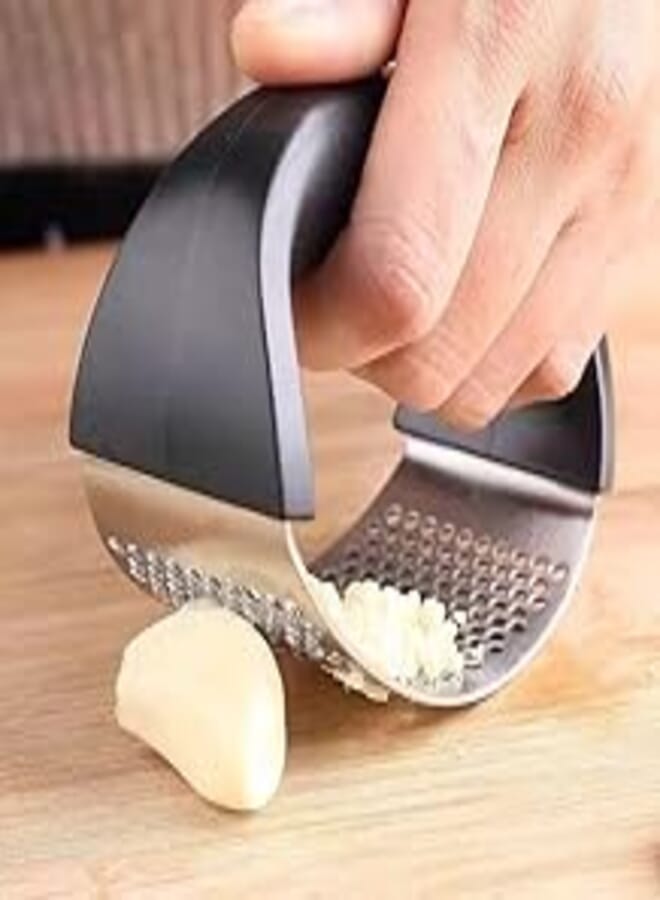 High Quality Stainless Steel Garlic Press - Manual Garlic Chopper Vegetable and Fruit Chopper Kitchen Garlic Press, Now Exclusive at Pegui Bell (1) 