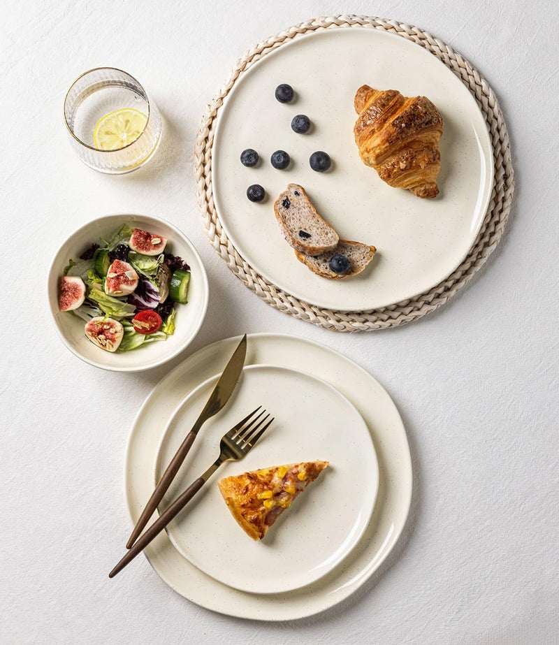 GBhome أطقم أدوات المائدة الخزفية GBHOME لـ 4 أشخاص 12 قطعة أطباق وأوعية خفيفة الوزن مقاومة للخدش آمنة للاستخدام في الفرن والميكروويف وغسالة الصحون بلون بيج مرقط - Image 3