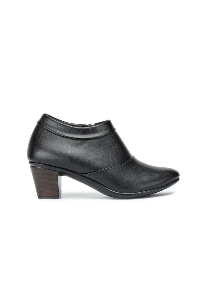 She Zone Black Solid Block Boots for Women - Image 4