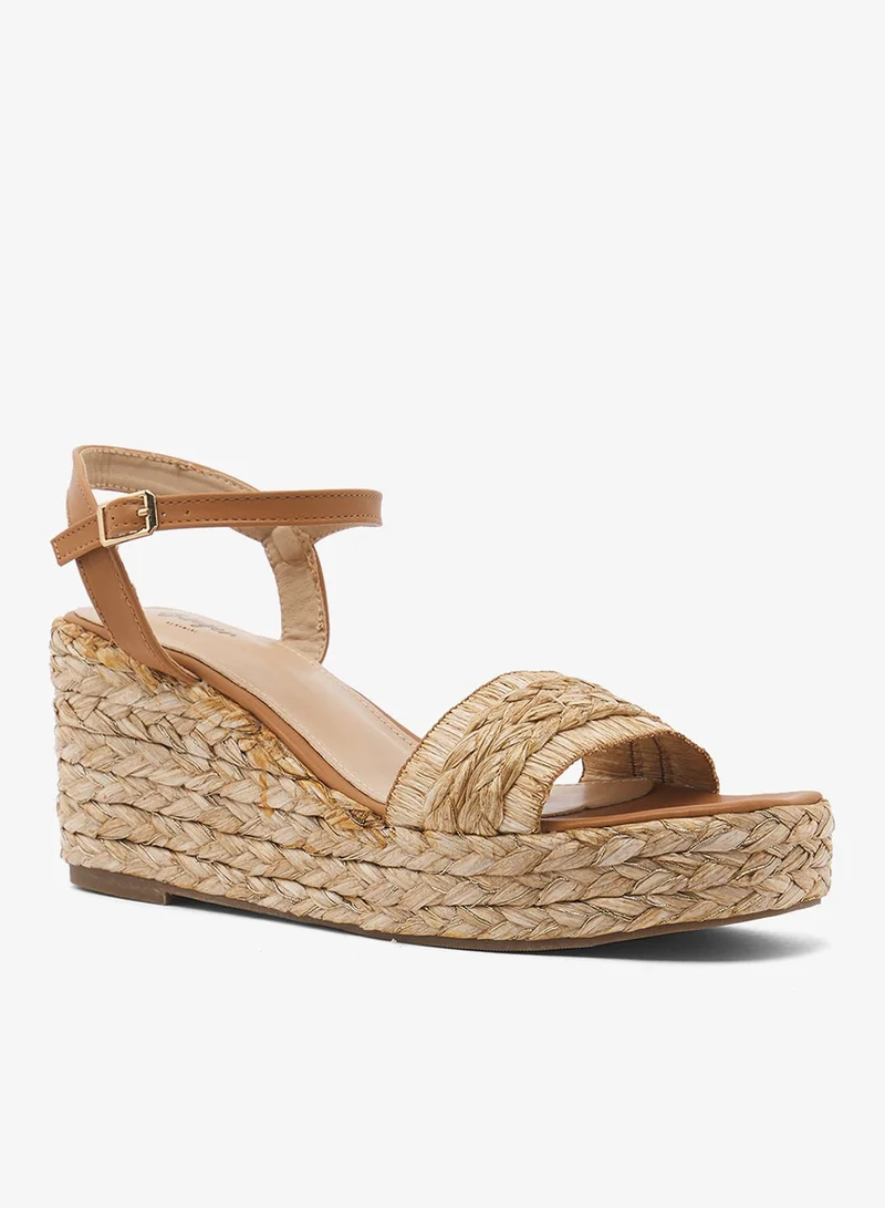 جينجر صنادل بكعب إسفيني بحزام للكاحل