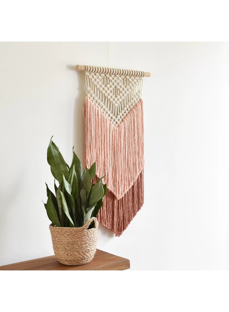 HMK CRAFTS معلقة حائط مكرمية يدوية بتدرجات لونية من الأوف وايت إلى الكشمير  - ديكور بوهيمي مودرن منسوج بخيوط القطن الطبيعي - Image 3