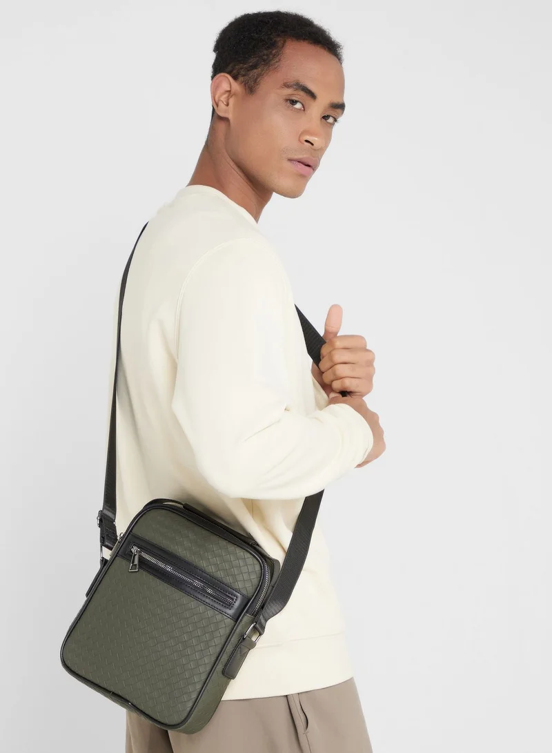 Robert Wood Casual Messenger Bag