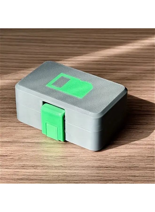 حافظة بطاقات ذاكرة رمادية 8 فتحات لبطاقات SD و TF و Micro SDHC و SDXC - Image 1