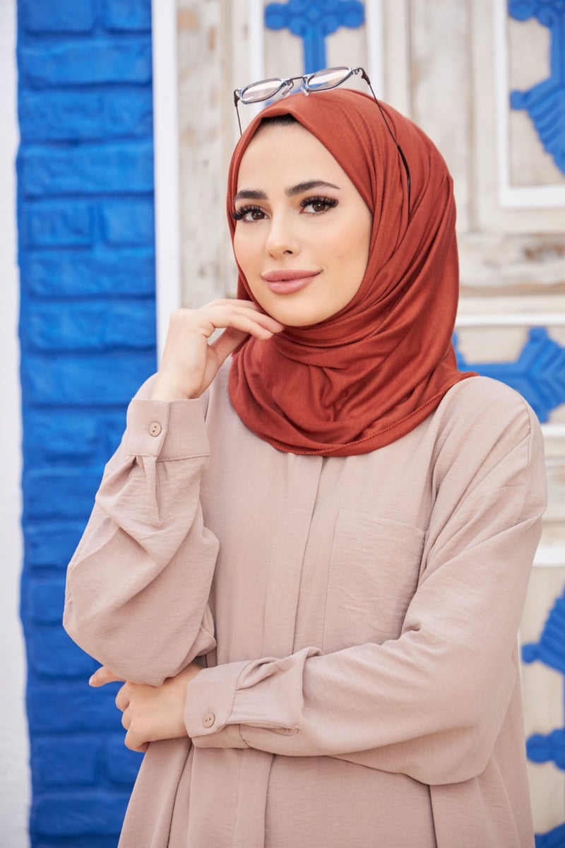 Naciye Sultan بلاط شال حجاب من القطن الممشط  - Image 1