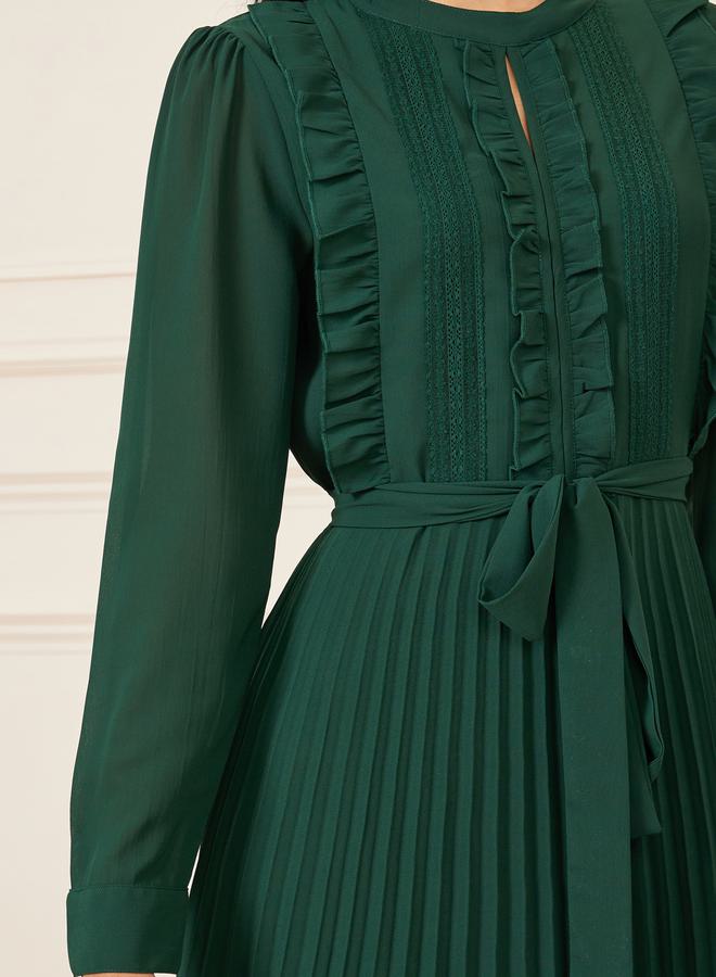 Styli Ruffle Detail Pleated A-Line Maxi Dress with Self Tie Up  - Image 3