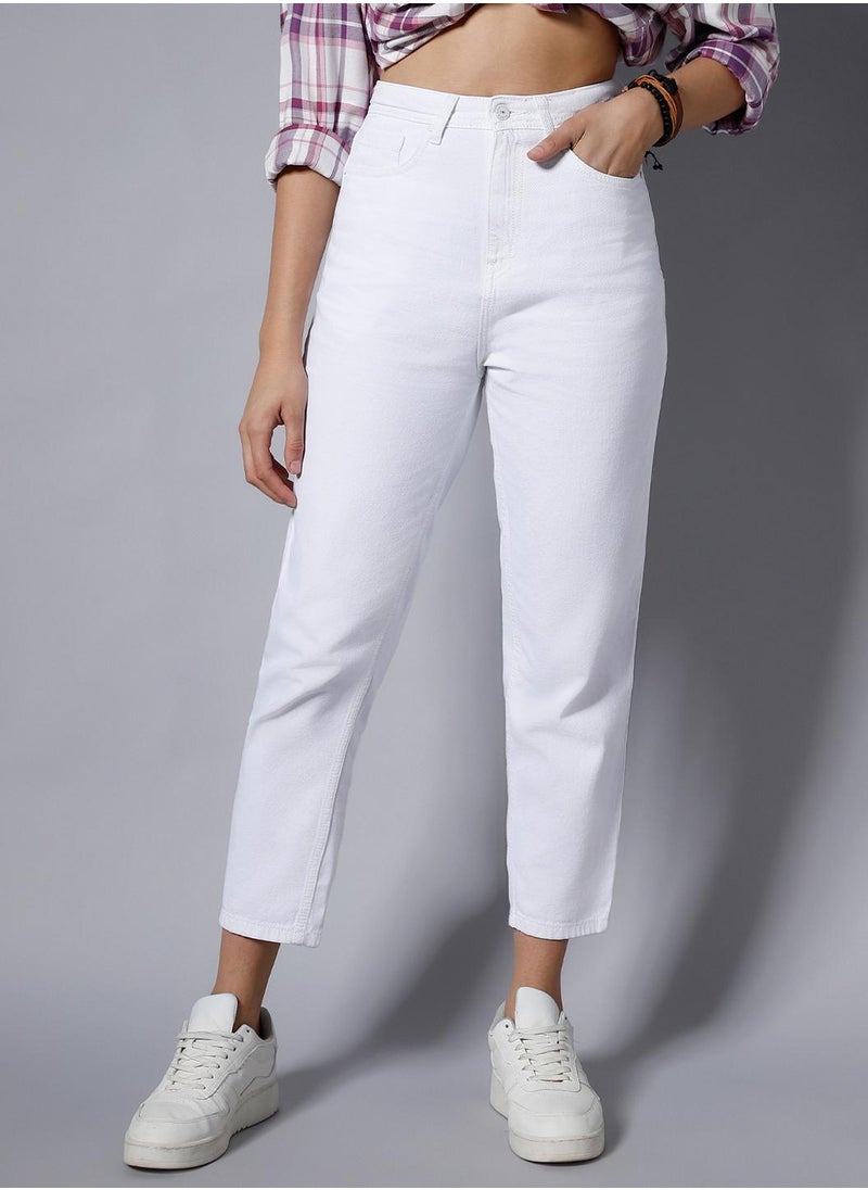 Regular White High-Rise Slash Knee Jeans for Women - pzsku/ZB32B44E7C4D1B30E691BZ/45/_/1725289544/b3c511b0-aa31-4b44-a431-bb8b64597dd4