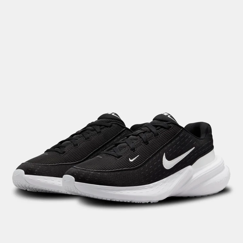 نايكي أحذية نسائية داعمة