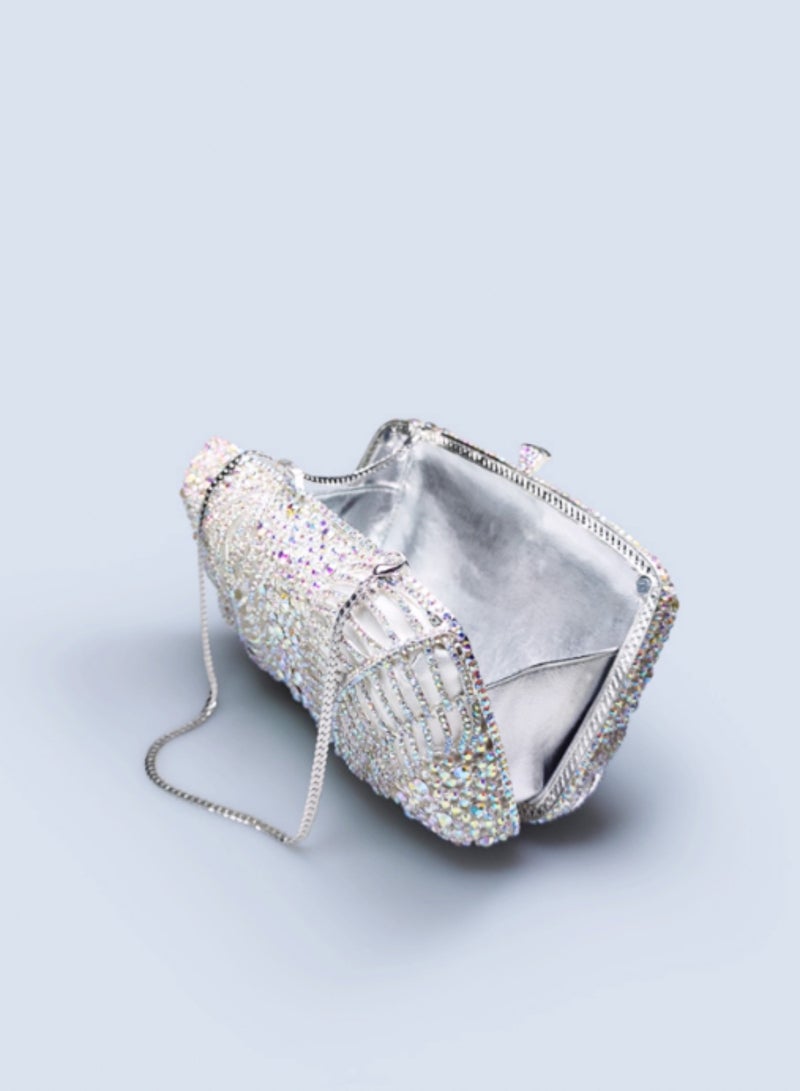 Luxury Elegant White Satin Carved Hollow Flower Inlaid Crystal Banquet Bag Party Bag Clutch Small Bag  - Image 2