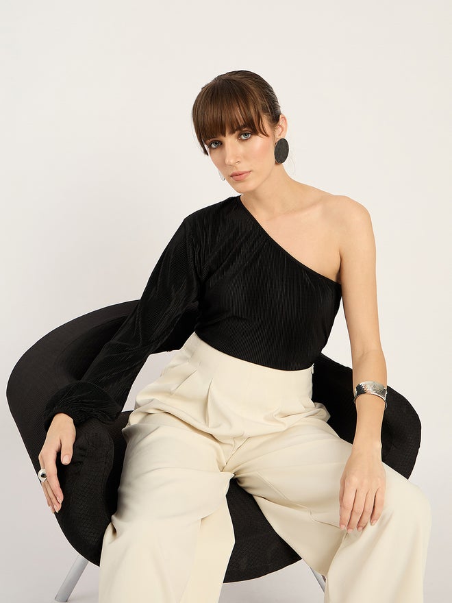 Femmella Black Plisse One Shoulder Top - Image 5