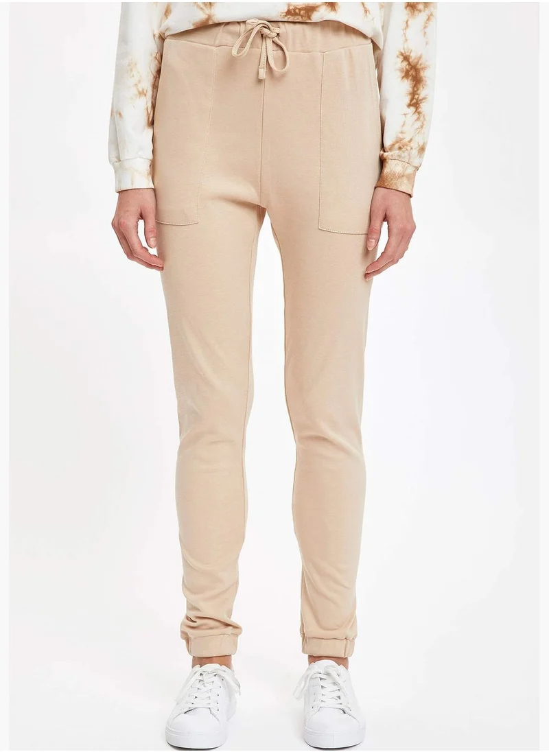 ديفاكتو Woman Knitted Jogger - Standart Fit Trousers