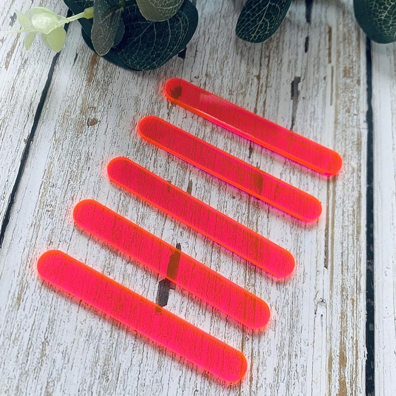 CHENRUI 50 Pcs Mini Neon Acrylic Cakesicle Popsicle Sticks for Ice Creamsicle Candy Apple (Neon Rose) - Image 4