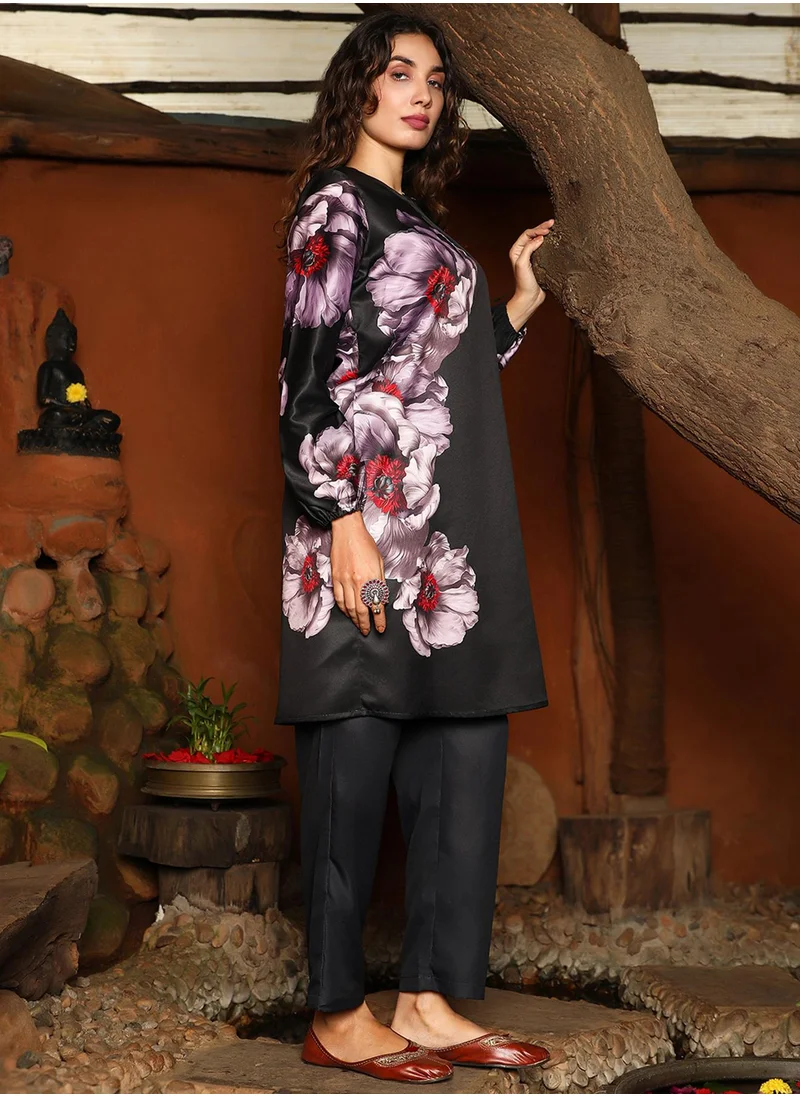  قصة Women's Obsidian Black & Amethyst Purple Primrose Spot Kurta Set