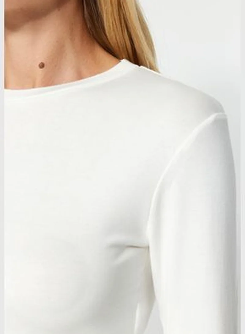 trendyol Premium Viscose Ecru Crew Neck Crop Stretchy Knitted Blouse TWOAW24BZ00116