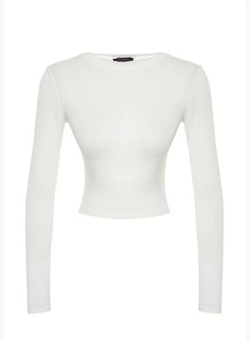 trendyol Premium Viscose Ecru Crew Neck Crop Stretchy Knitted Blouse TWOAW24BZ00116