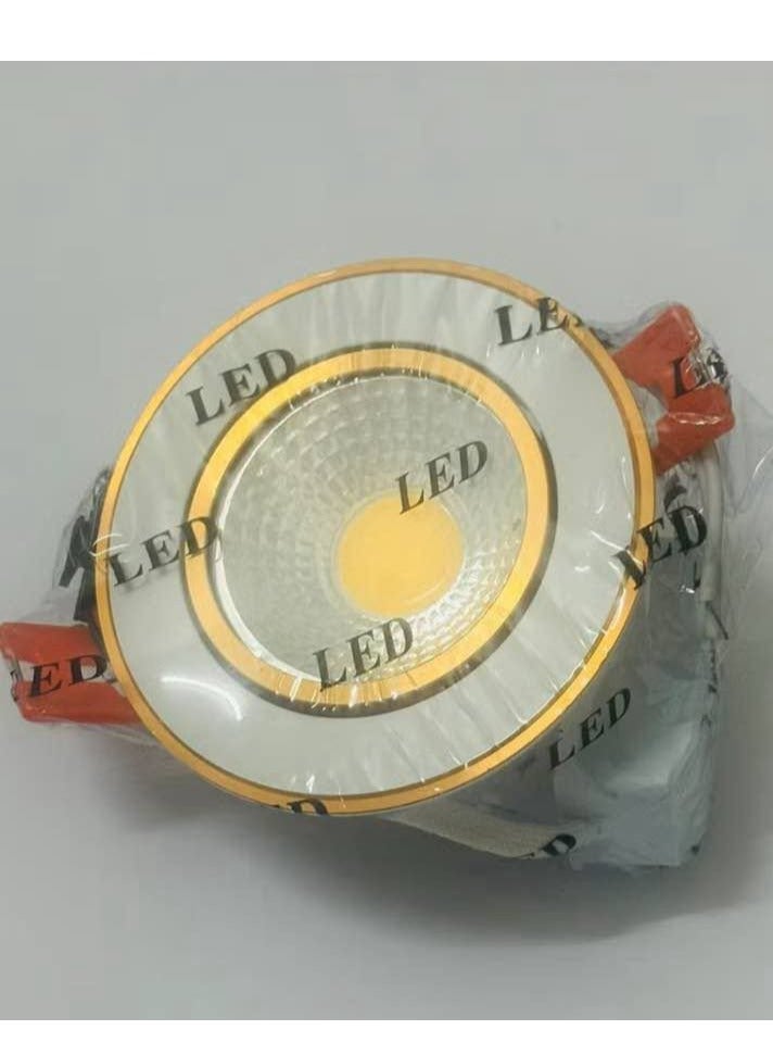 Spotlight base size 7 cm 7 watt LED yellow light gold frame COB  - Image 3